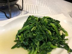 -湖庭壹品鸭王·传统北京烤鸭·别墅私房菜·庭院宵夜(江宁店)