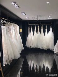 点击看大图 -GRACE KELLY婚纱与礼服(北京店)