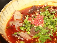 -拈签一笑黄牛肉辣卤串串