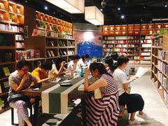 -漓江书院(三祺广场店)