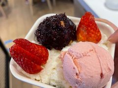 草莓梦幻组合-满记甜品(巴黎春天宝山店)