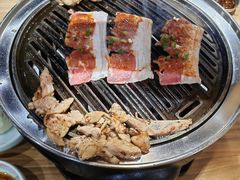 -汉城烤肉·黑金冠(华山路店)