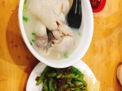 -雷祖芳老妈蹄花店