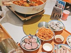 -刘姐啤酒鱼民族演艺餐厅(西街总店)