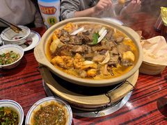 -沙胆彪炭炉牛杂煲(上海日月光广场店)