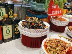 -新艺自助美食城(中山路店)