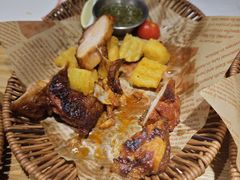 -小小集渔·泰式大排档(南京江宁万达店)