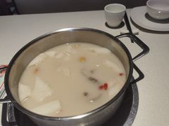 -煲王粤菜餐厅(中侨中心店)