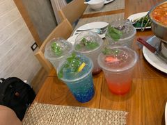 -Chom Cafe and Restaurant