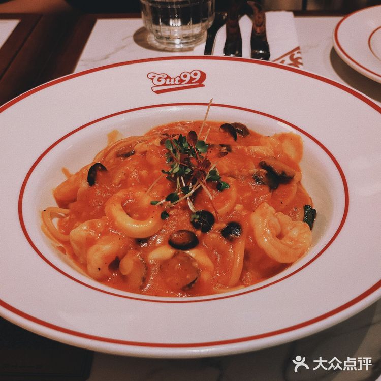 今日心动|氛围感餐厅天花板！约会首选！