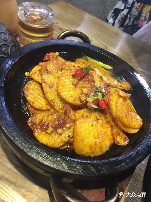 九锅一堂酸菜鱼(观音桥大融城店)石锅土豆图片 - 第6张