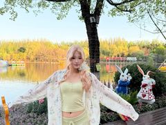 -王府井奥莱棋盘山小镇