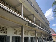 -吐斯廉屠杀博物馆