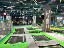 -反弹蹦床公园·亲子乐园·团建·派对(尚品奥莱店)