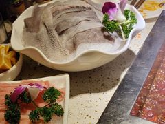 -二荆条·蜀鲜汇城市森林火锅