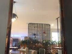 -美奈小馆·越南料理(中航城君尚购物中心店)