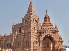 -一寨两国风景区