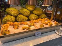 -川骄海鲜自助(王府井奥莱UP TOWN店原世界之花店)