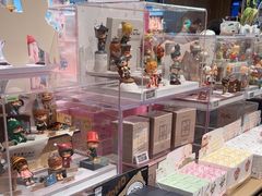 -泡泡玛特POPMART(国金街店)