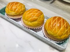 酥皮水牛奶菠萝包-陶陶居酒家(海岸城店)