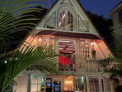 -弦月窗LUNETTE BY AMANDA(复兴路店)