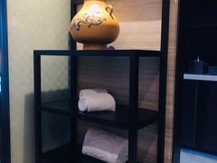 -深圳隐秀山居酒店