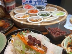 -包整·丝娃娃(甲秀楼景观店)