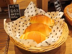 -沁屋面包店(人民东路店)