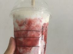 草莓轻乳酪星冰乐-星巴克(深圳宝安泰华店)