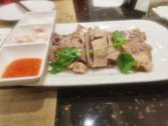 手抓羊肉-飞天大厦清真餐厅