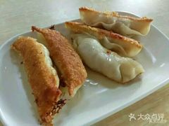 -小董骨汤馄饨店(通扬路店)