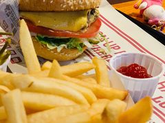 -The Habit Burger Grill 哈比特汉堡(复兴soho店)