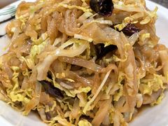 蛰皮白菜丝-张记焖窑·十五年专注焖烤(雍和宫店)