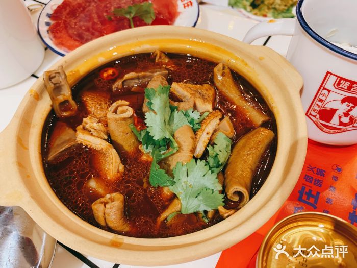 贤合庄卤味火锅(岭南天地店)一碗牛杂图片
