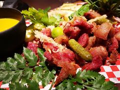 -鹿萤季·营地小馆(皇后公园店)