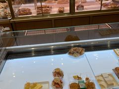 -永旺黄岛购物中心