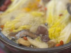 -香巴拉云南餐厅(华莱坞店)