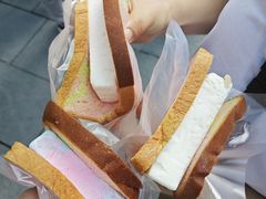 -詹爷爷乌节路街头冰淇淋