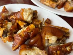 -老鼎万春卤菜(五代传承创始老店)