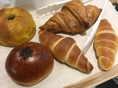 -Dough&Joe团憩(瑞虹天地月亮湾店)