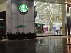 门面-星巴克(桂林国贸益华城店)