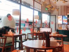 -诚铭记·虾仁汤包·成都小吃(融创店)