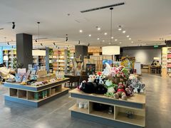 -魔方城市书房(中街益田店)