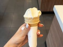 -麦当劳(乳山路店)