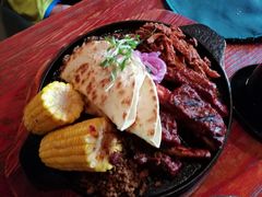 双层烤肉拼盘-Pistolera Mexican Cantina女枪手墨西哥餐厅(碧云路店)