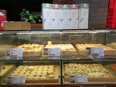 面包甜点陈列柜-清真全盛斋传统糕点(西羊市店)