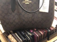 -COACH蔻驰(赛特奥特莱斯店)