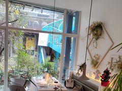 -春树下·树屋花房西餐厅(罍街AS1980店)