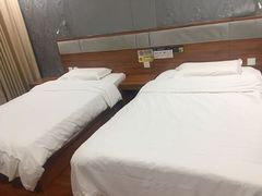 -明华泰康酒店(北京万丰路七里庄地铁站店)