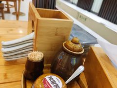 -狮头牌卤味研究所·卤味饭(花城汇南区店)